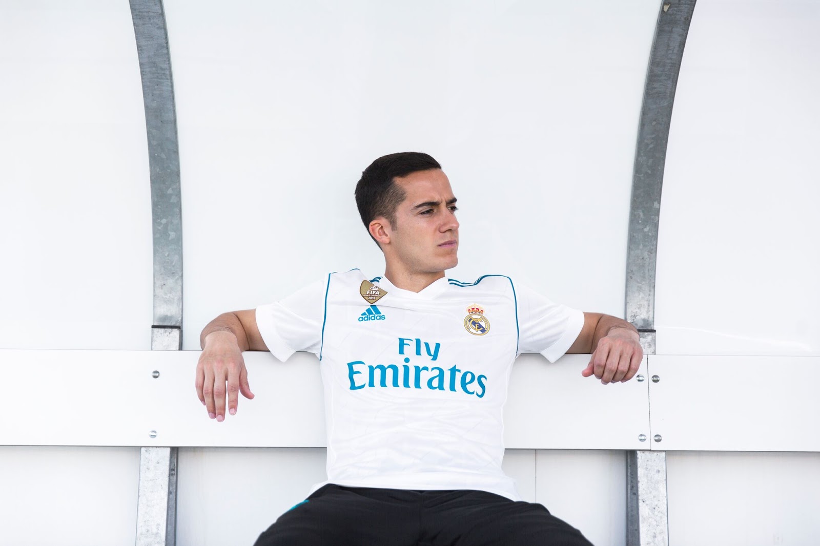Real madrid dls 18 top kits
